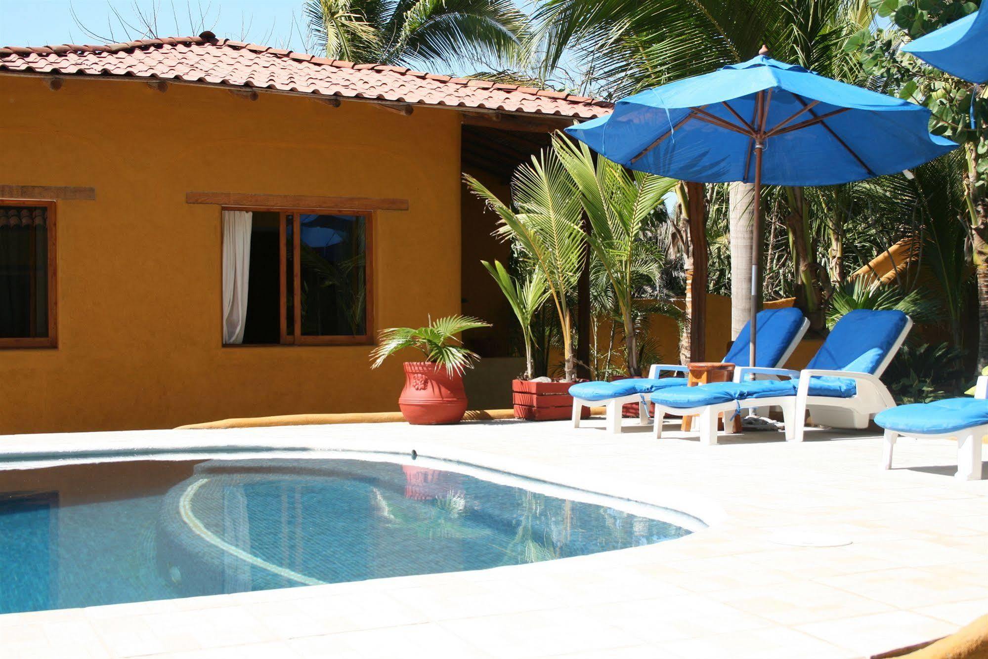 Casa Kaukan Zihuatanejo Exterior photo